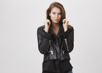 Как выбрать цвет куртки: тонкости стильных образов