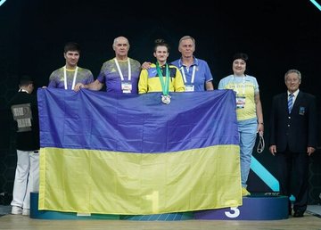 Каміла Конотоп стала срібною призеркою чемпіонату світу з важкої атлетики Каміла Конотоп стала срібною призеркою чемпіонату світу з важкої атлетики