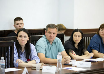 Керівники департаментів ХОВА взяли участь у засіданні комітету Громадської ради