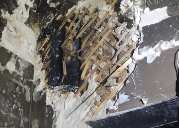 Киевский район: спасатели оперативно ликвидировали пожар в двухэтажном здании Киевский район: спасатели оперативно ликвидировали пожар в двухэтажном здании