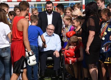 Ко Дню знаний в Харькове откроют 13 новых школьных стадионов