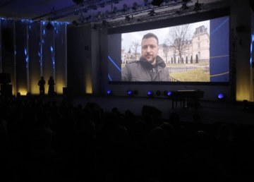 Коли зло у війні стає буденним, мистецтво подовжує життя правдивих емоцій – звернення Глави держави з нагоди відкриття національного кінофестивалю Cinema for Victory