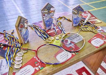 Команда "Турбоатом" защитила звание чемпиона по бадминтону Команда "Турбоатом" защитила звание чемпиона по бадминтону