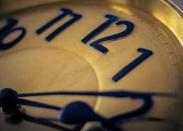 Комендантский час в Харькове начнется в 18:00 Комендантский час в Харькове начнется в 18:00