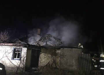 Купянский район: пожарные во время тушения пожара обнаружили тело 30-летнего мужчины Купянский район: пожарные во время тушения пожара обнаружили тело 30-летнего мужчины