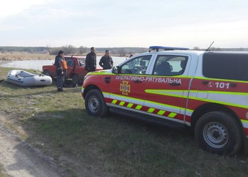 Купянский район: спасатели извлекли из водоема тело погибшего мужчины Купянский район: спасатели извлекли из водоема тело погибшего мужчины
