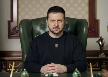 Маємо зірвати російський сценарій, терористи повинні програти – звернення Президента України