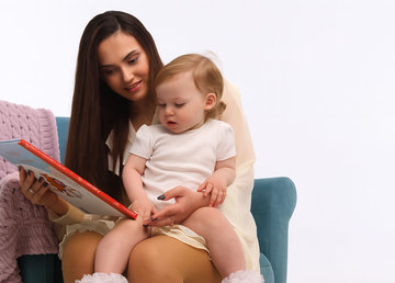 Маленькі кроки - великі відкриття: як розвивальні книги допомагають дитині пізнавати світ Маленькі кроки - великі відкриття: як розвивальні книги допомагають дитині пізнавати світ