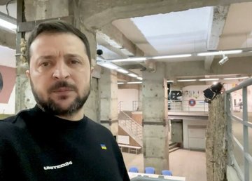 Ми зробимо все, щоб синьо-жовті кольори продовжили свій визвольний рух – звернення Президента України