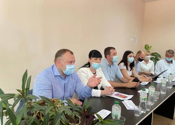 Михаил Черняк встретился с коллективом Валковской ЦРБ