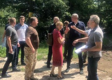 Михаил Харнам совершил рабочую поездку в Чугуевский район