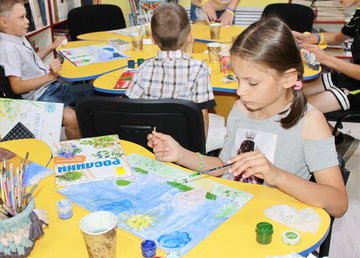 Мобільні бригади обласної психологічної служби працюють з дітьми у Богодухові – Віта Ковальська