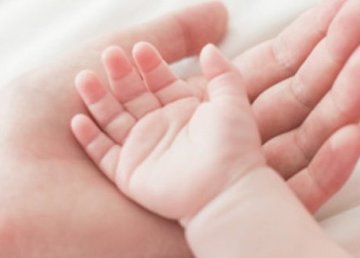 Молодежный совет продолжает передавать маленьким харьковчанам питание и предметы гигиены