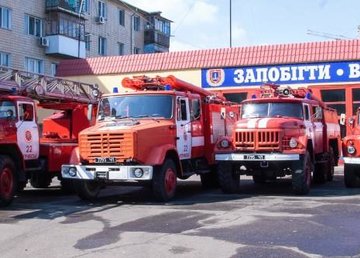 Московский район: спасатели во время пожара в больнице эвакуировали 70 человек Московский район: спасатели во время пожара в больнице эвакуировали 70 человек