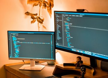 Мови програмування для дітей: чому краще починати з Python Мови програмування для дітей: чому краще починати з Python