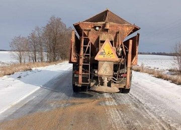 На дорогах Харківщини задіяно понад 90 одиниць спеціальної техніки