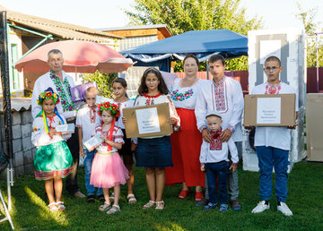 На Харківщині 97% дітей, позбавлених батьківського піклування, влаштовані до сімейних форм виховання