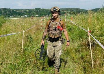 На Харківщині населений пункт повністю зачистили від вибухонебезпечних предметів