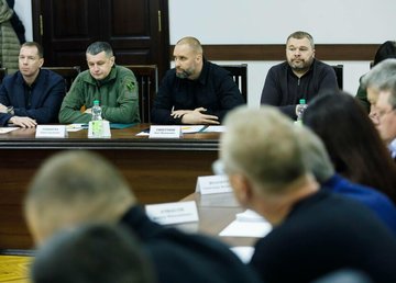 На Харківщині почали доставляти безкоштовні дрова На Харківщині почали доставляти безкоштовні дрова