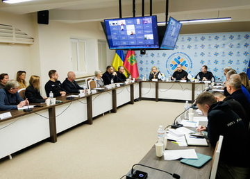 На Харківщині відбулося перше засідання платформи «Діалог влади та бізнесу» На Харківщині відбулося перше засідання платформи «Діалог влади та бізнесу»