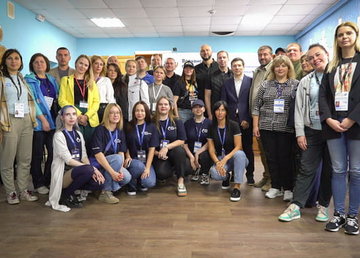 На Харківщині запрацював Вовчанський гуманітарний хаб На Харківщині запрацював Вовчанський гуманітарний хаб