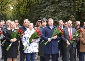 На Харьковщине почтили память партизан На Харьковщине почтили память партизан