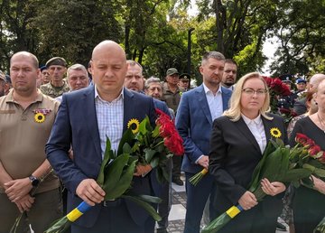 На Харьковщине почтили память защитников Украины На Харьковщине почтили память защитников Украины