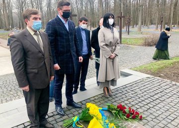 На Харьковщине почтили память жертв Катынского преступления