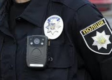 На Харьковщине полицейские задержали ранее судимого мужчину за попытку изнасилования школьницы На Харьковщине полицейские задержали ранее судимого мужчину за попытку изнасилования школьницы