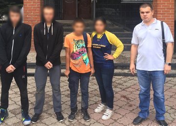 На Харьковщине работники полиции разыскали пропавших подростков На Харьковщине работники полиции разыскали пропавших подростков