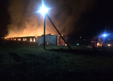 На Харьковщине трем фигурантам сообщили о подозрениях в вымогательстве и поджоге имущества На Харьковщине трем фигурантам сообщили о подозрениях в вымогательстве и поджоге имущества