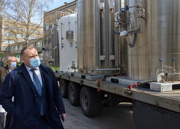 На Харьковщину прибыли кислородные бочки для 4 медицинских учреждений На Харьковщину прибыли кислородные бочки для 4 медицинских учреждений