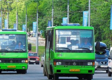 На Красную горку в Харькове откроют дополнительные автобусные маршруты 