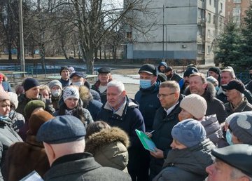 На улице Клочковской реконструируют большой сквер На улице Клочковской реконструируют большой сквер