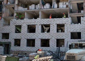 На улице Натальи Ужвий отремонтируют жилой дом