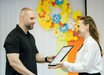 Начальник Харківської ОВА привітав освітян із професійним святом