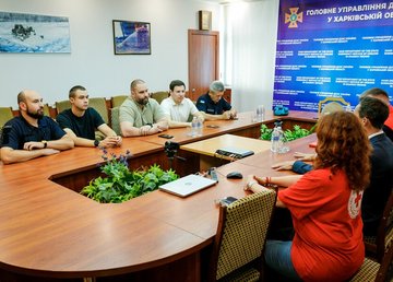Начальник Харьковской ОВА встретился с представителями Красного Креста Начальник Харьковской ОВА встретился с представителями Красного Креста