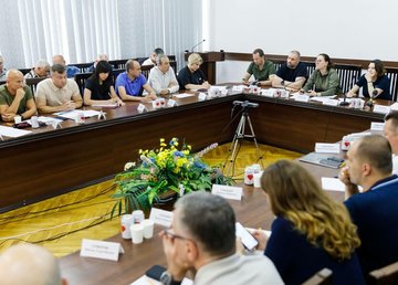 «Наше завдання – пришвидшити темпи розмінування», – Юлія Свириденко під час візиту на Харківщину