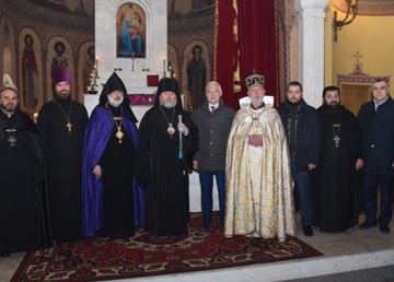 Настоятеля Армянской церкви поблагодарили за службу в Харькове Настоятеля Армянской церкви поблагодарили за службу в Харькове