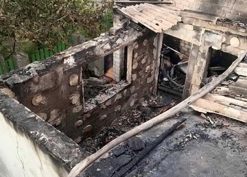 Немышлянский район: спасатели ликвидировали пожар в пристройке к жилому дому