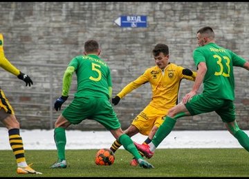 Непростая победа: "Металлист 1925" во Львове победил "Ниву"