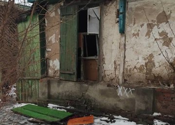 Новобаварский район: из задымленного помещения спасатели спасли мужчину Новобаварский район: из задымленного помещения спасатели спасли мужчину