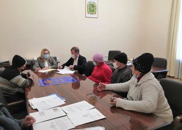 Обладминистрация держит на контроле вопросы выплат денежной помощи пострадавшим от пожара в Двуречанском районе Обладминистрация держит на контроле вопросы выплат денежной помощи пострадавшим от пожара в Двуречанском районе