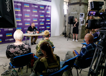 Олег Синегубов об инициативе национализации ТЭЦ-5: Самое главное, чтобы люди зимой получили тепло Олег Синегубов об инициативе национализации ТЭЦ-5: Самое главное, чтобы люди зимой получили тепло