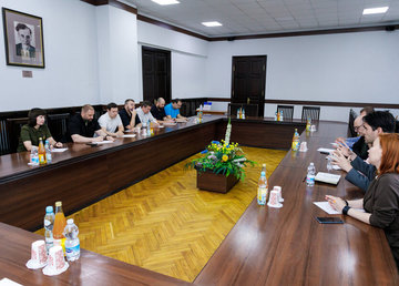 Олег Синегубов встретился с представителями Фонда «Партнерство за сильную Украину» Олег Синегубов встретился с представителями Фонда «Партнерство за сильную Украину»