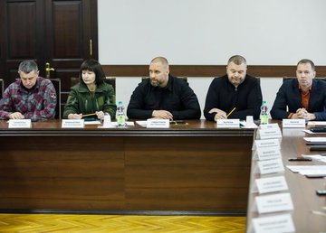 Олег Синєгубов доручив якомога швидше обладнати пункти обігріву на Харківщині