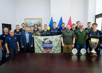 Олег Синєгубов привітав «Харківських Соколів» із чемпіонством у Вищій лізі сезону 2024-2025