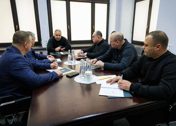 Олег Синєгубов провів робочу зустріч із керівниками громад-партнерів у межах національного проєкту «Пліч-о-Пліч: згуртовані громади»