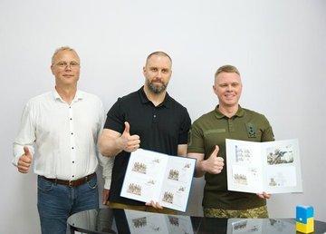 Олег Синєгубов взяв участь у спецпогашенні поштової марки, присвяченої СБУ