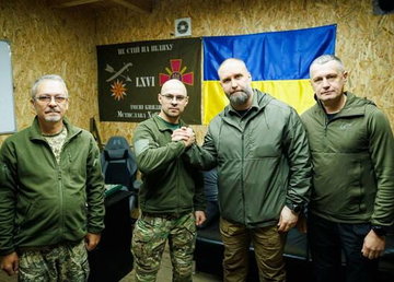 Олег Синєгубов з робочим візитом відвідав позиції 66-ї ОМБр імені Мстислава Хороброго Олег Синєгубов з робочим візитом відвідав позиції 66-ї ОМБр імені Мстислава Хороброго